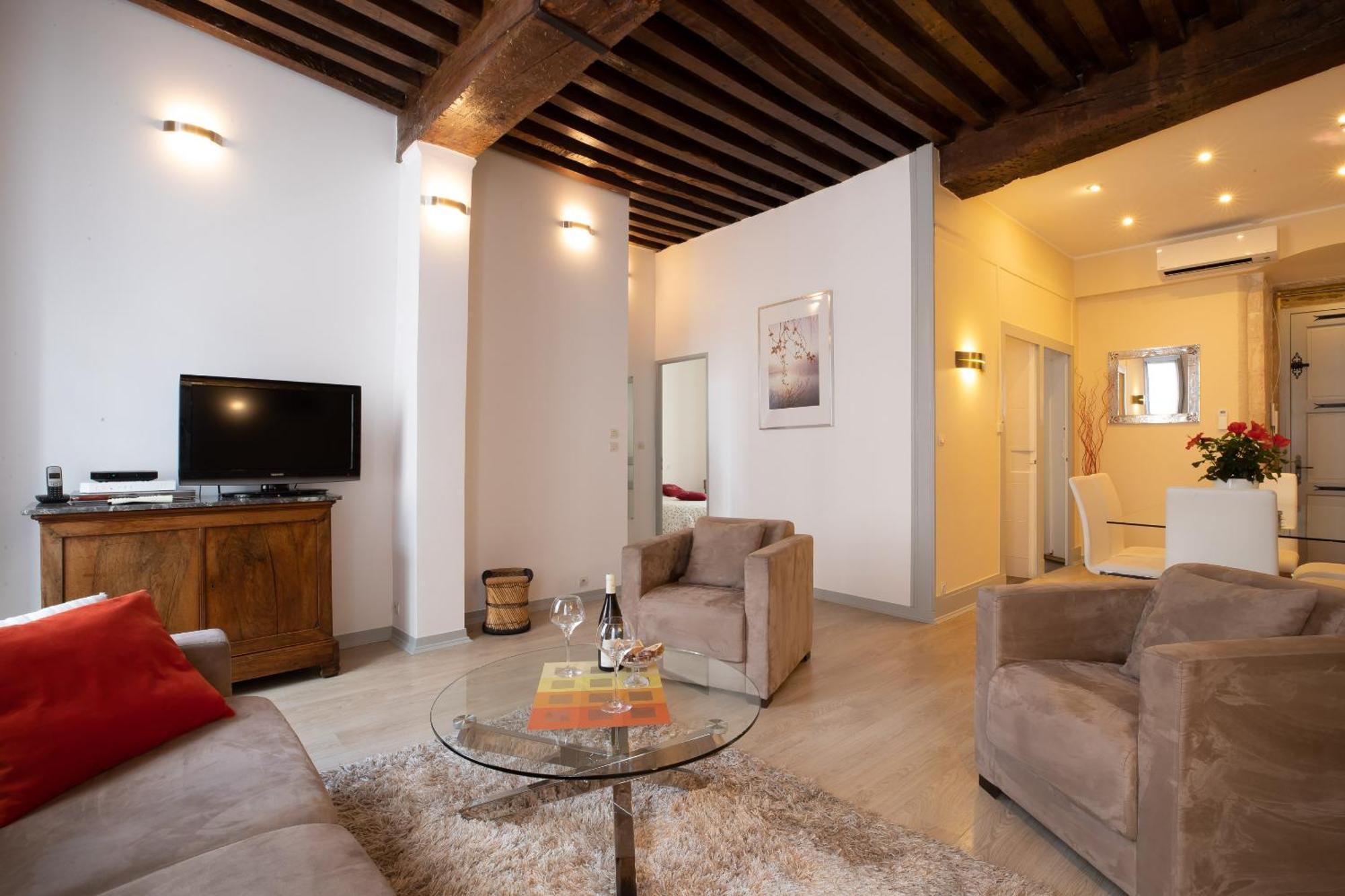 Residence Beaune Sweet Home, 4 Appartements D'Exception Avec Parking Inclus Habitación foto